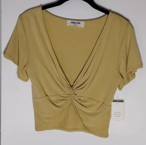 NWOT Gold  Short Sleeve Crop Top